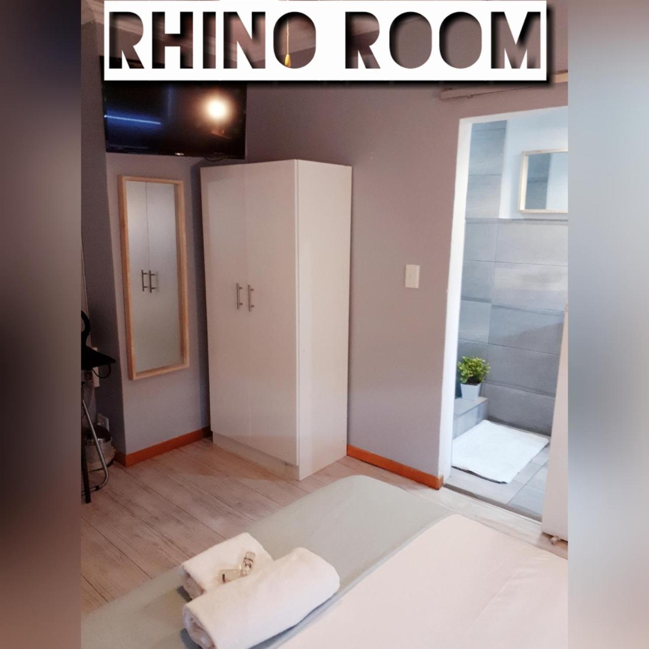 Midrand Guesthouse - Tasa Ngoại thất bức ảnh